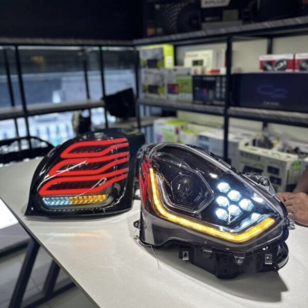 Swift Honeycomb Headlights