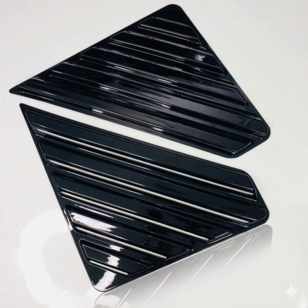 Thar Roxx Rear Window Louvers – Sporty Black Finish